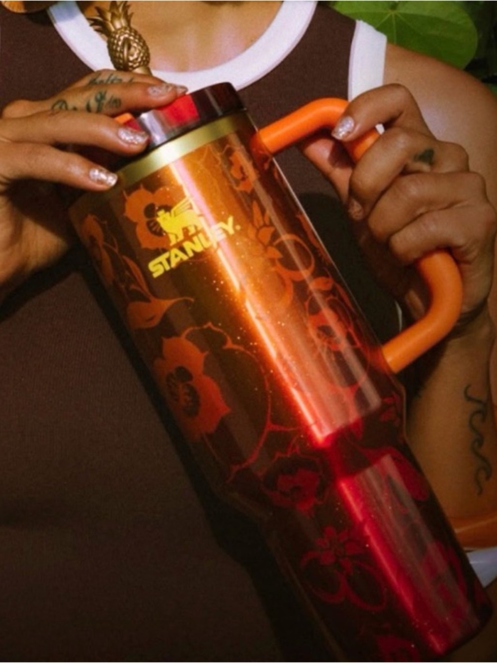 *BRAND NEW* 30oz Stanley x Karol G Tumbler - Picture 4 of 7